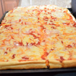 revellos-red-pizza-3
